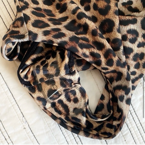 NWOT Anthropologie Peixoto Isla Strappy One Piece Swimsuit Leopard size Medium - Picture 9 of 12